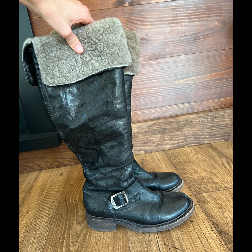 Frye fleeced boots - Picture 2 of 10